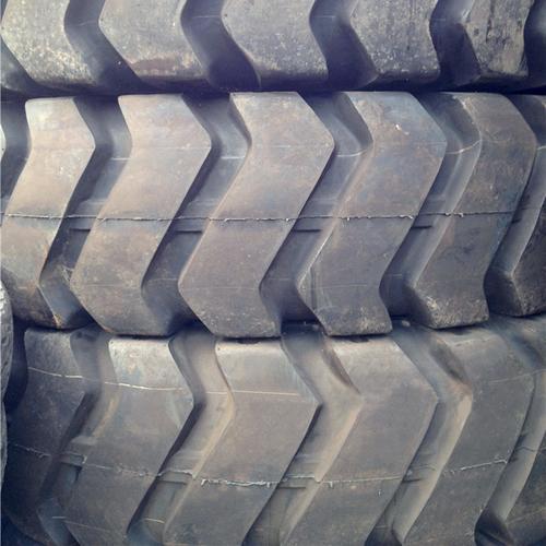 厂家销售13.00-24工程机械装载机铲车轮胎 全新三包